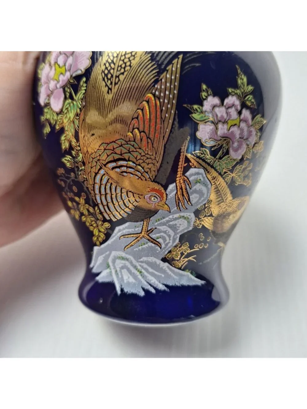 VTG KUTANI JAPANESE PORCELAIN COBALT BLUE VASE GOLDEN PHEASANT LOTUS GOLD TRIM
